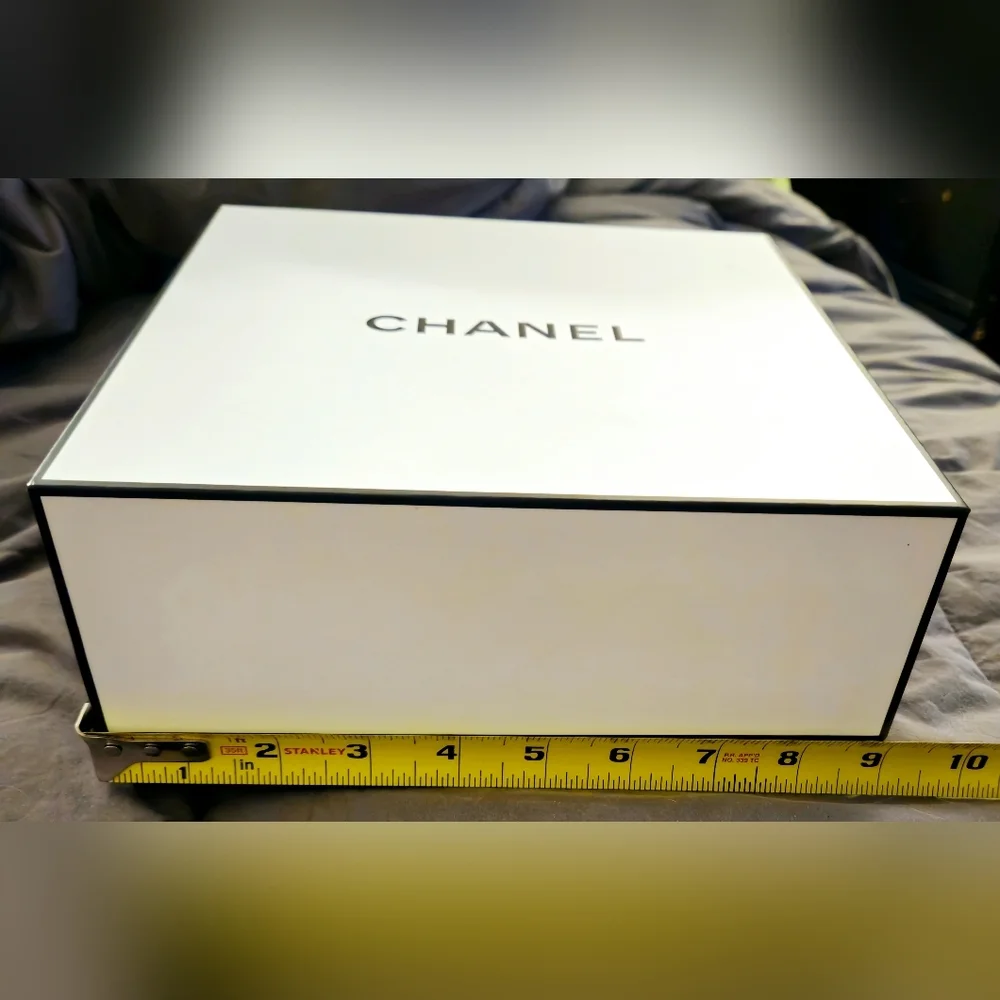 NEW Chanel Medium Chance Perfume 3.4oz White Gift Box Set Insert Dust Bag Ribbon